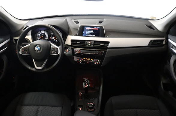 BMW X1 18d xDrive 6