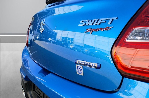 SUZUKI Swift 1.4 T Sport Compact Top Hybrid 12