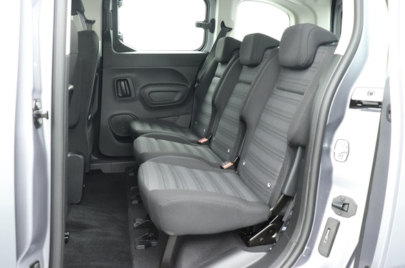 OPEL Combo Life 1.2 Edition S/S 7