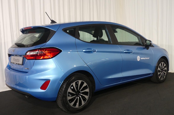 FORD Fiesta 1.0 EcoB Hybrid Cool & Connect 6