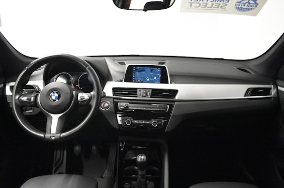 BMW X1 18i sDrive 6