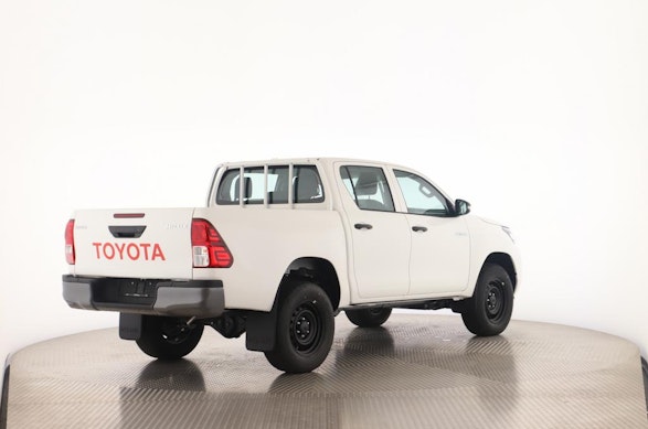 Toyota Hilux Double Cab.-Pick-up 2.4 D-4D 150 Comfort 14