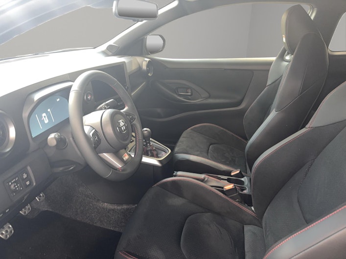 Vehicle image TOYOTA GR YARIS