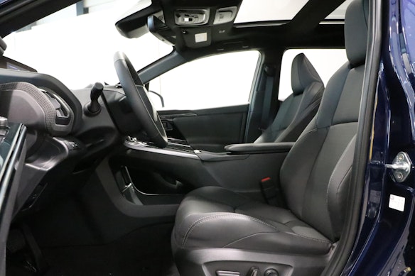 TOYOTA bZ4X Premium AWD 2
