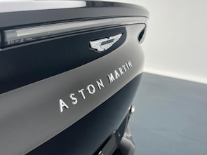 Vehicle image ASTON MARTIN DBX 4.0 V8 Bi-Turbo