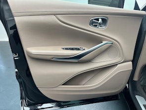 Vehicle image ASTON MARTIN DBX 4.0 V8 Bi-Turbo