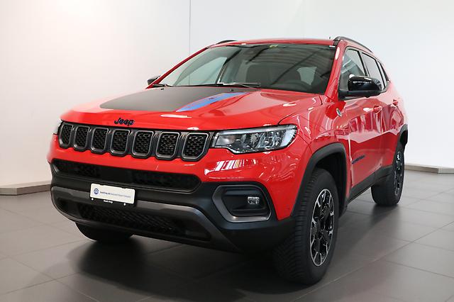 JEEP Compass 1.3 Trailhawk Plus Sky 4xe: Jetzt Probefahrt buchen!