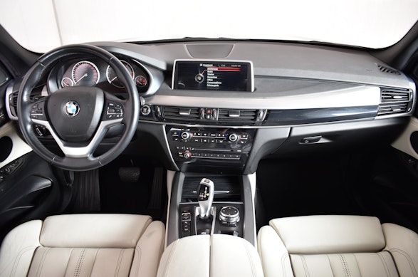 BMW X5 25d xDrive 8
