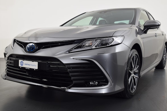 Toyota Camry 2.5 HSD Business 1