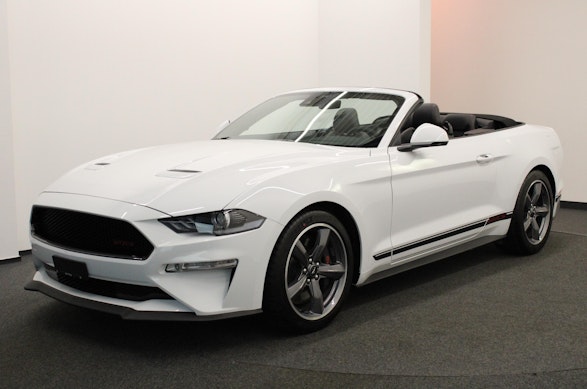 FORD Mustang Convertible 5.0 V8 GT 2