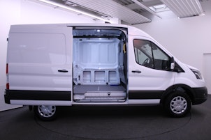 Vehicle image FORD E-Transit Van 350 L2H2 68kWh Trend