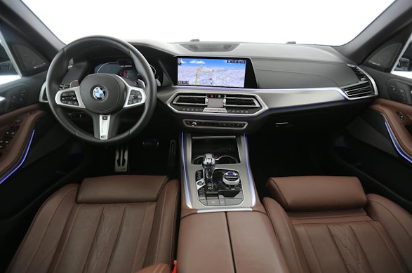 BMW X5 M50i 3