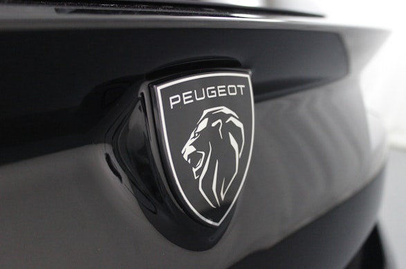 PEUGEOT 308 SW 1.2 PureTech GT Pack 11