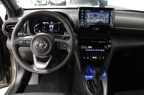 Toyota Yaris Cross 1.5 VVT-i HSD Trend AWD-i 8