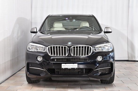 BMW X5 M50d 4
