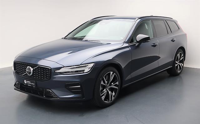 VOLVO V60 2.0 B5 Plus Dark AWD: Jetzt Probefahrt buchen!