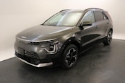 First vehicle image