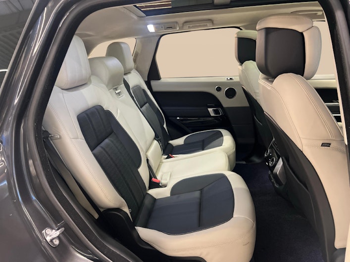 Vehicle image LAND ROVER RANGE ROVER SPORT