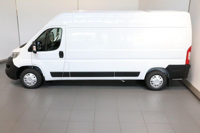 Vehicle image OPEL MOVANO