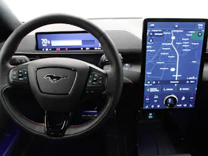 Ford Mustang Mach-E  / gratis Winterräder