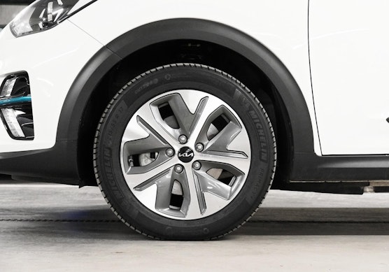 KIA e-Niro Power 12