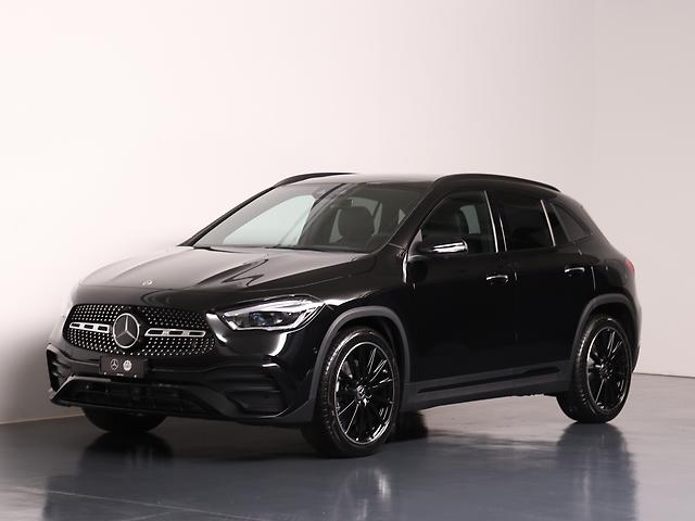 MERCEDES-BENZ GLA 250 AMG Line 4m: Jetzt Probefahrt buchen!