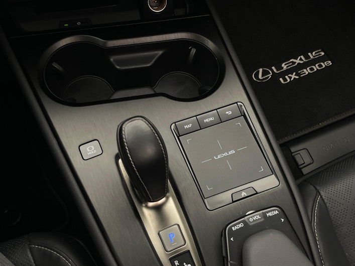 Vehicle image LEXUS UX