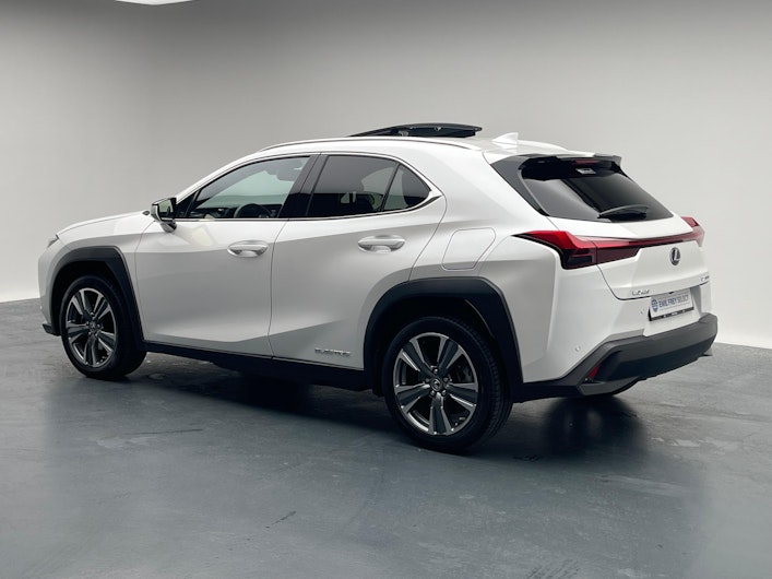 Vehicle image LEXUS UX