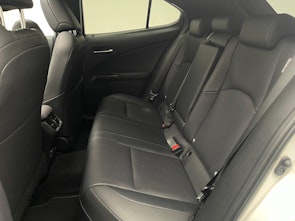 Vehicle image LEXUS UX 300e Excellence