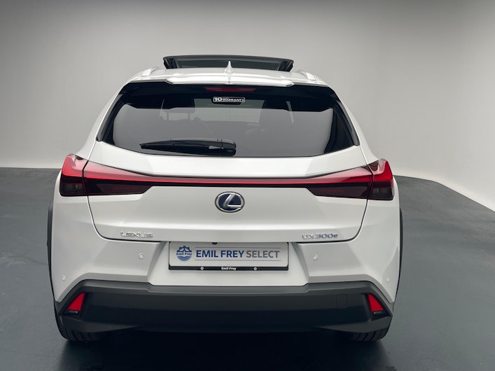 Vehicle image LEXUS UX