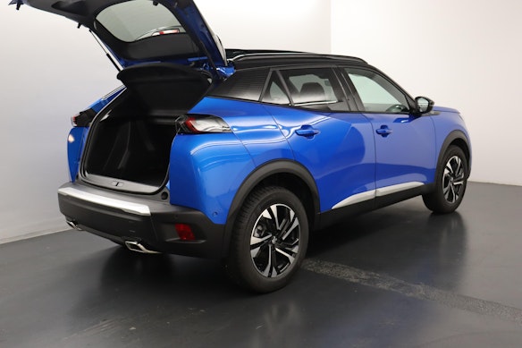 PEUGEOT 2008 1.2 PureTech 130 GT 22