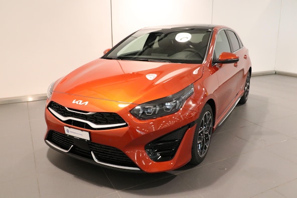 First vehicle image