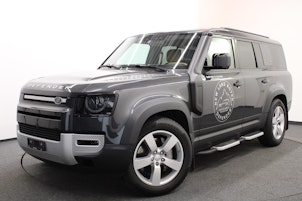 LAND ROVER Defender 130 3.0 D I6 300 First Edition