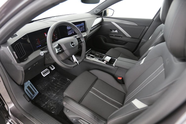 Vehicle image 12 Vehicle image 12