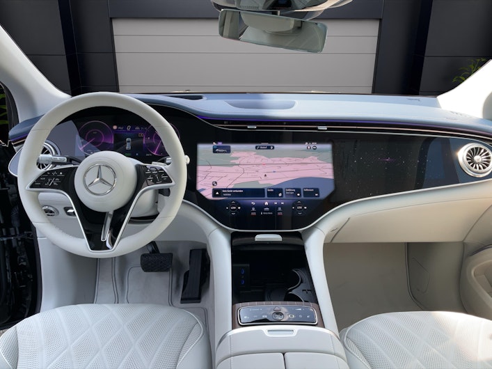 Vehicle image MERCEDES-BENZ EQS 450