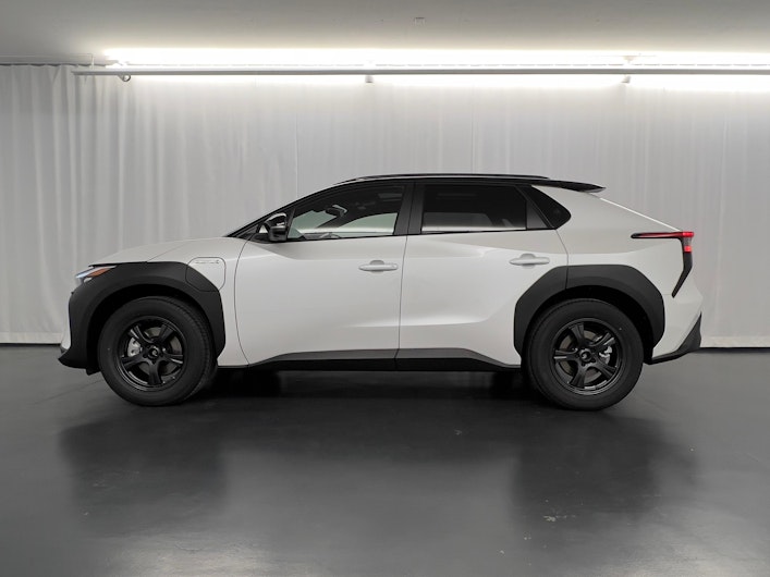 Vehicle image TOYOTA BZ4X