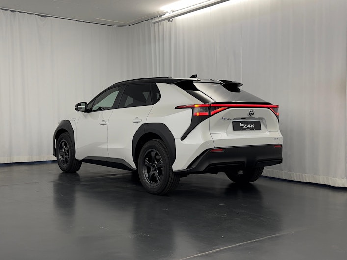 Vehicle image TOYOTA BZ4X