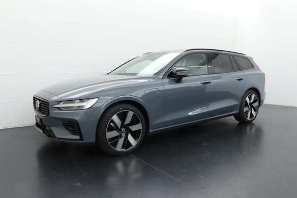 VOLVO V60 2.0 T6 TE Ultimate Dark eAWD 1