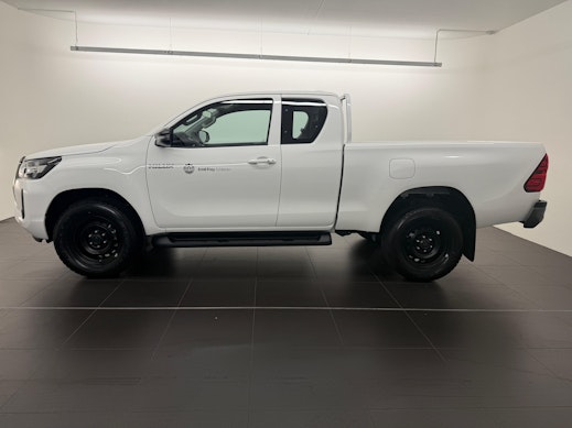 TOYOTA Hilux Extra Cab.-Pick-up 2.4 D-4D 150 Comfort 2