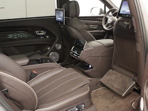 Vehicle image BENTLEY Bentayga 4.0 V8 EWB Azure