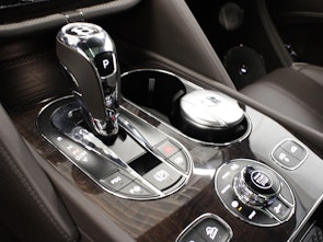 Vehicle image BENTLEY Bentayga 4.0 V8 EWB Azure