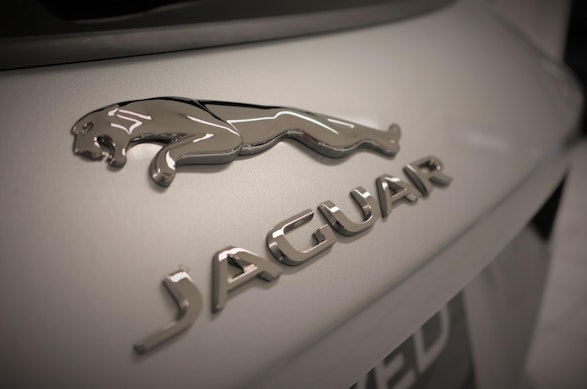 JAGUAR E-Pace 2.0 T 250 R-Dynamic SE AWD 9
