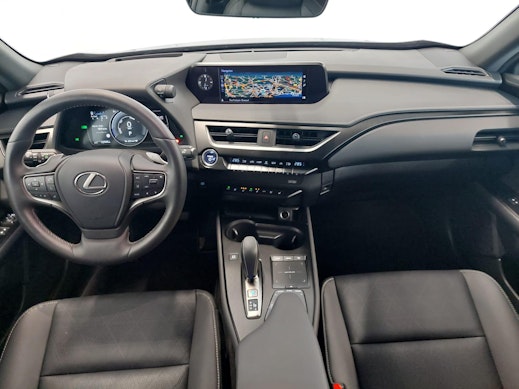 LEXUS UX 300e Excellence 8