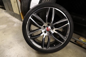 Vehicle image JAGUAR F-Type Coupé 3.0 V6 R-Dynamic