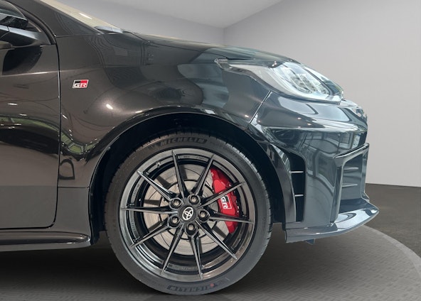 Vehicle image 12 Vehicle image 12