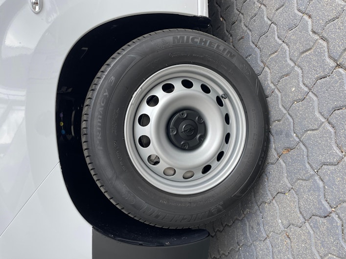 Vehicle image OPEL COMBO