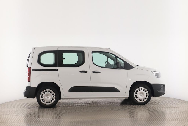 Vehicle image OPEL COMBO