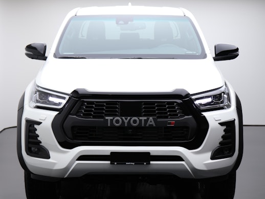 TOYOTA Hilux Double Cab.-Pick-up 2.8 D-4D 230 GR Sport 15