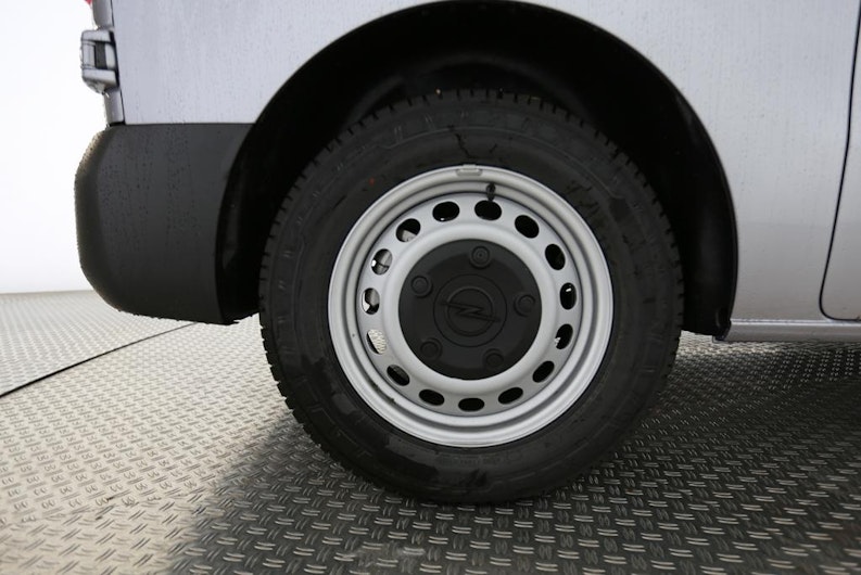 Vehicle image OPEL VIVARO