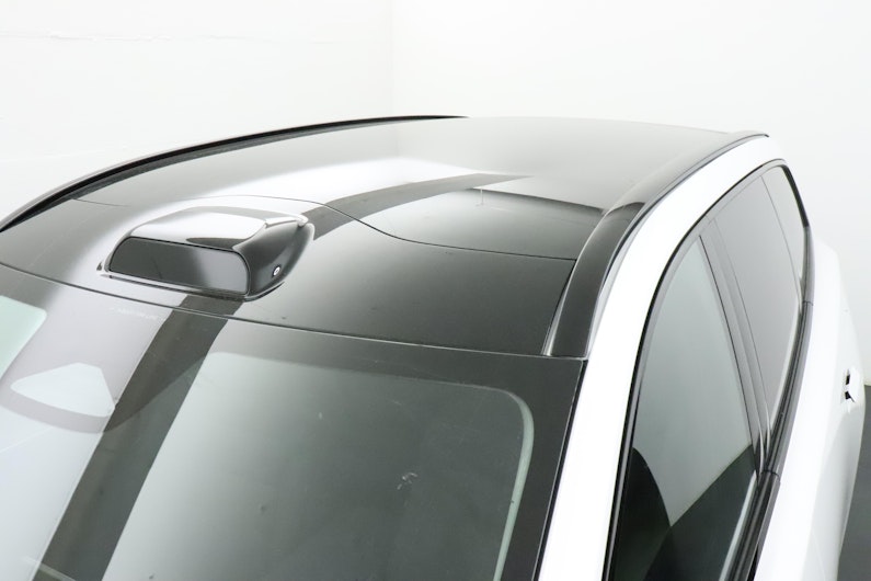 Vehicle image VOLVO EX 90